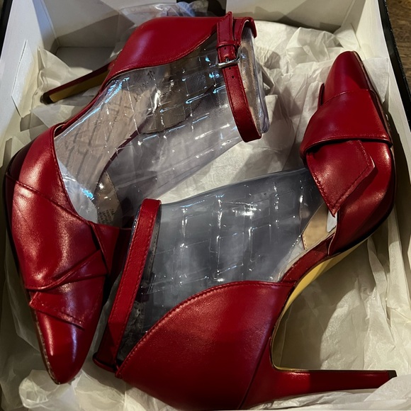 Nine West Shoes - Nine West, size 7M, burgundy color heels
